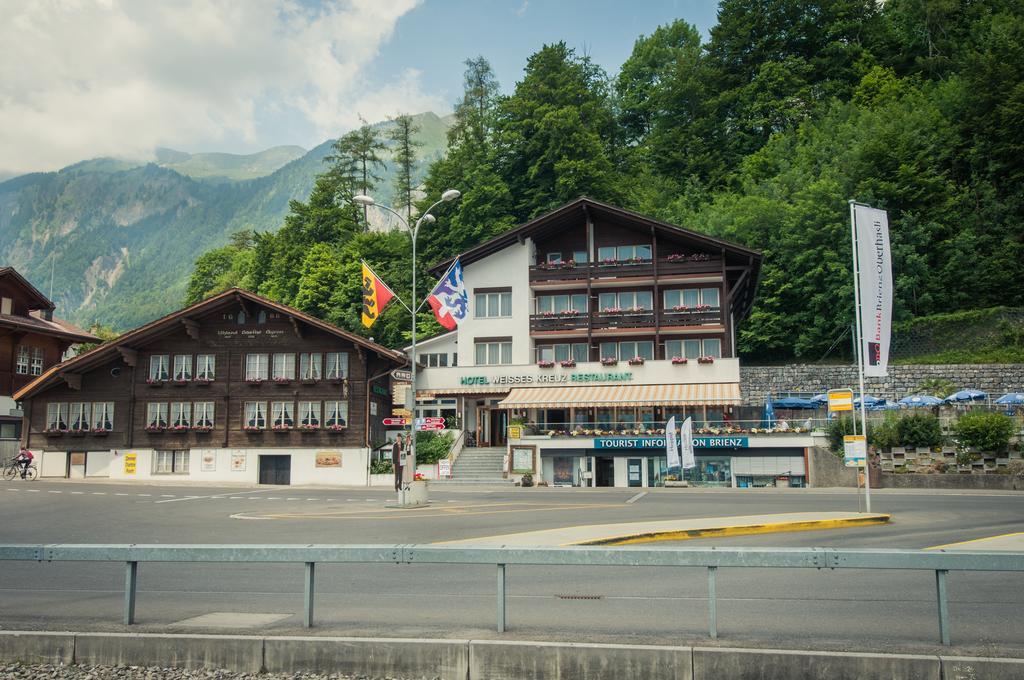 Hotel Weisses Kreuz Brienz  Exterior photo